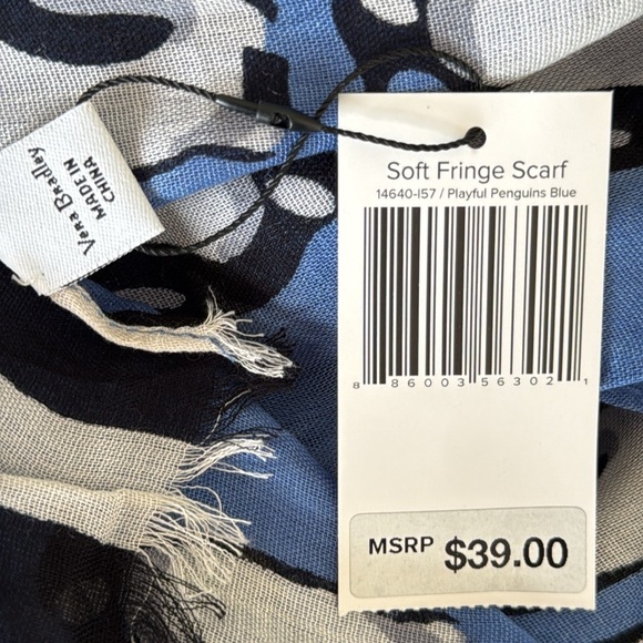 NWT Vera Bradley Soft Fringe Scarf in Playful Penguins Blue - Picture 4 of 4